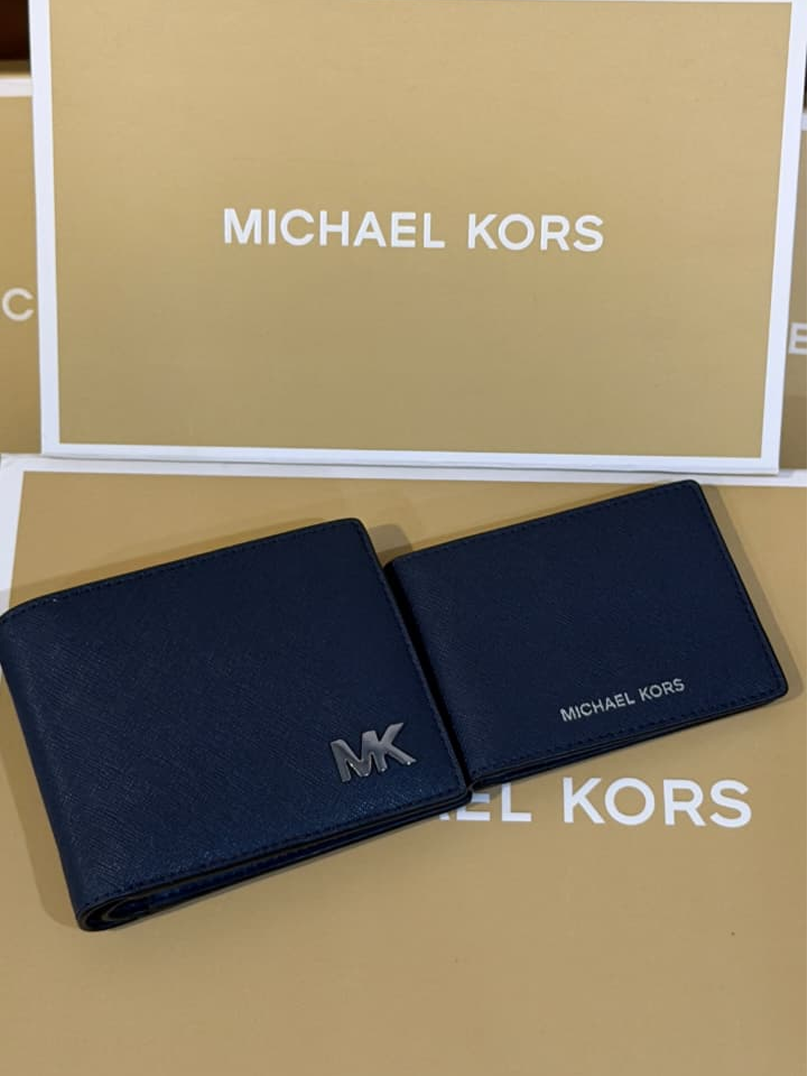 Michael Kors Men's Leather Bifold Wallet Set with Card Holder – Navy Blue