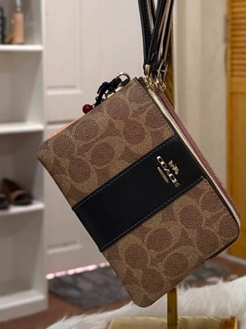 Coach Women's Double Zip Wristlet in Signature Canvas with Stripe – Tan / Black